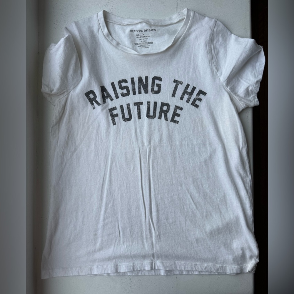 Grayson Threads “Raising The Future” tshirt women’s size L